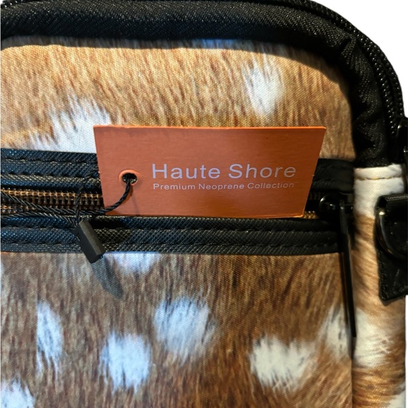 NWT-Casey Range fawn/deer print Neoprene Cellphone Bag - Picture 4 of 6